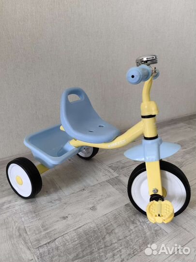 Трехколесный велосипед