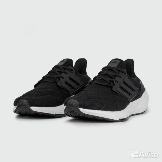 Кроссовки для бега Adidas Ultraboost 22