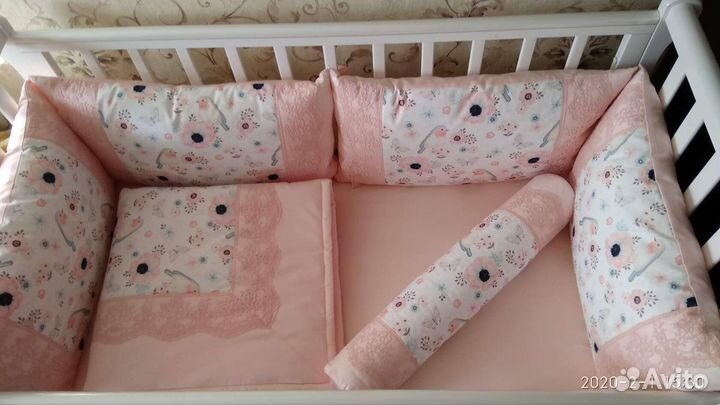 Комплект в детскую кроватку, бортики