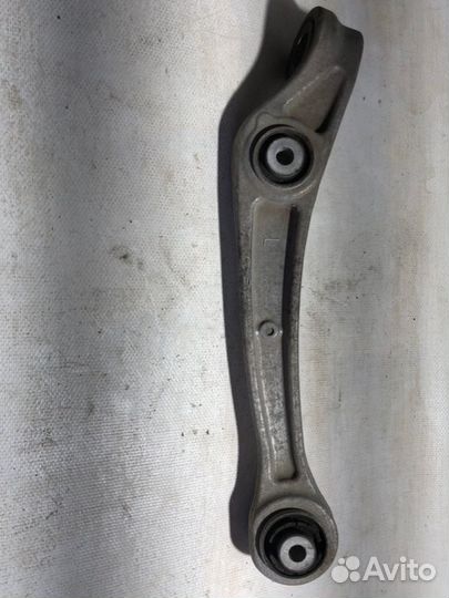 Рычаг подвески нижний передний левый Audi A7 С7
