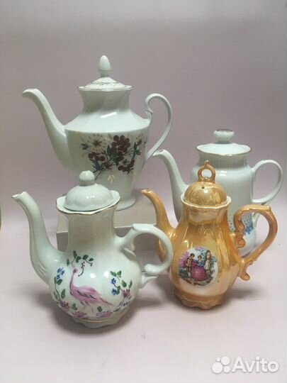 Фарфоровый кофейник