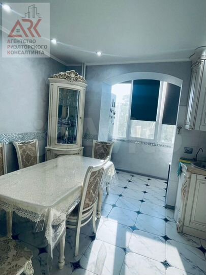 2-к. квартира, 57 м², 3/5 эт.