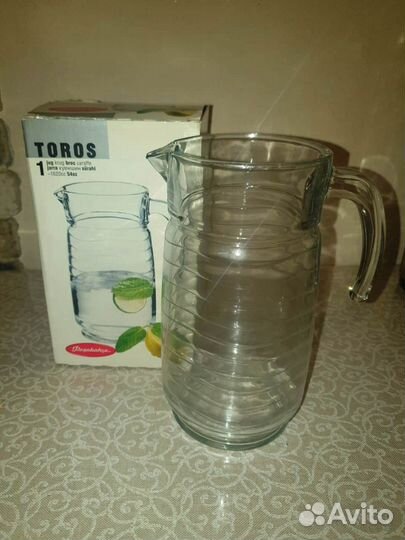 Кувшин стеклянный