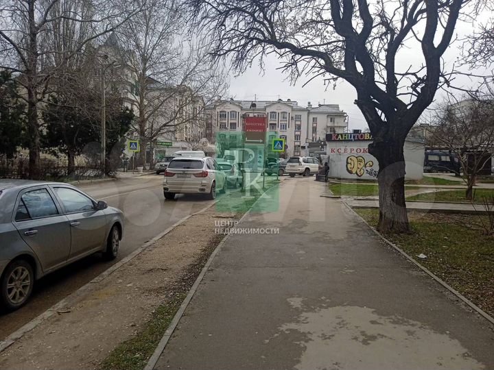 Помещение 40,6 м2 на первой линии Юмашева