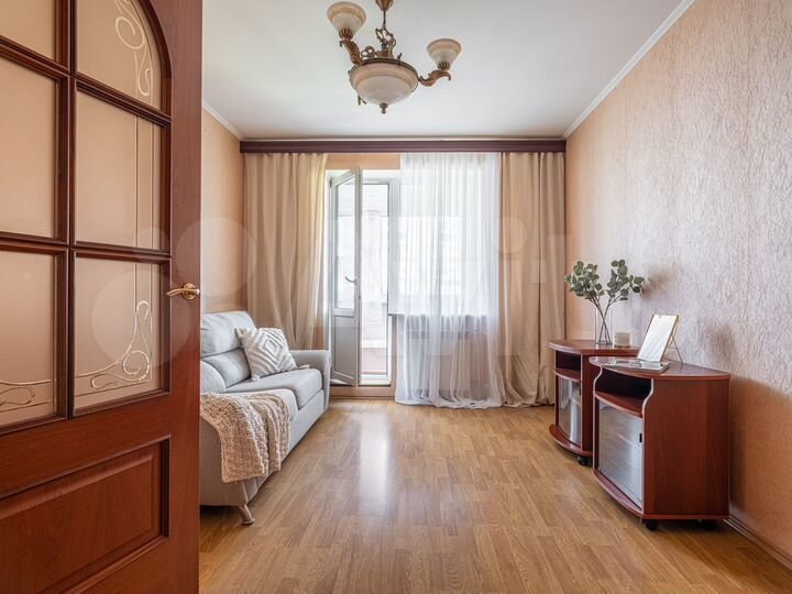 3-к. квартира, 72 м², 3/10 эт.