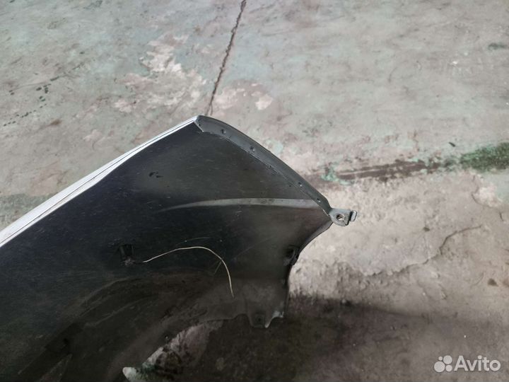 Бампер Toyota estima 30 кузов