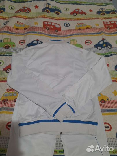 Спортивный костюм женский новый 44 46