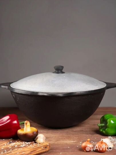 Казан чугунный новый 10 литров с крышкой