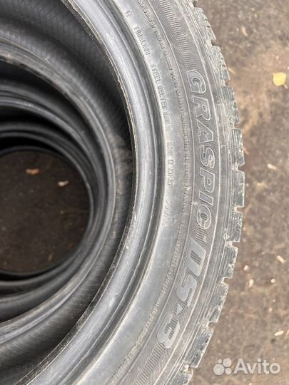 Dunlop Graspic DS3 225/50 R17