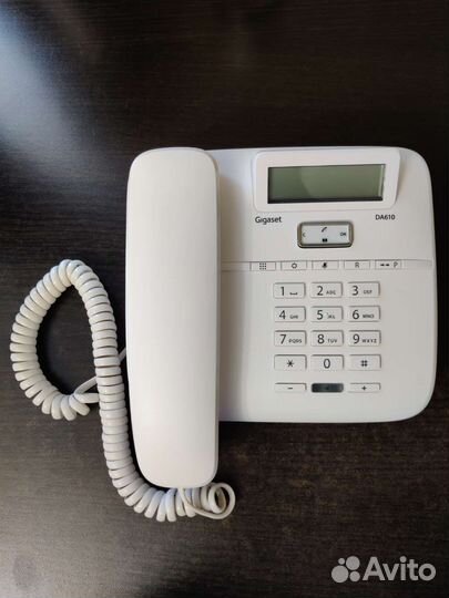 Телефон проводной Gigaset DA610