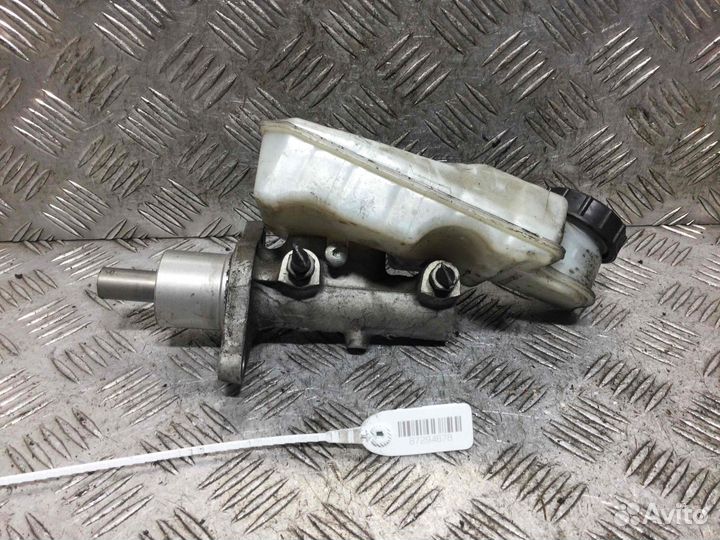 Цилиндр тормозной главный Ford Focus hhda hhda