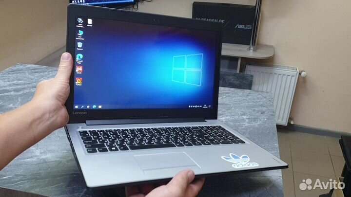 Игровой ноутбук Lenovo, Проц Intel Core i5, SSD