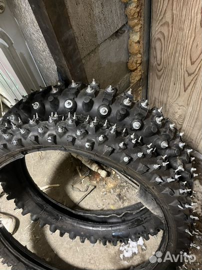 Шипованая резина эндуро 21 18