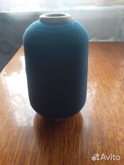 Нитки на бобине