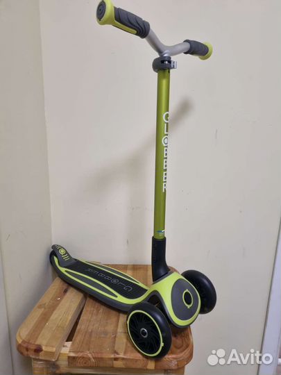 Самокат globber master lights