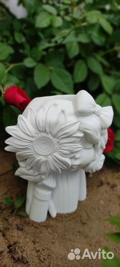 Кашпо декоративное