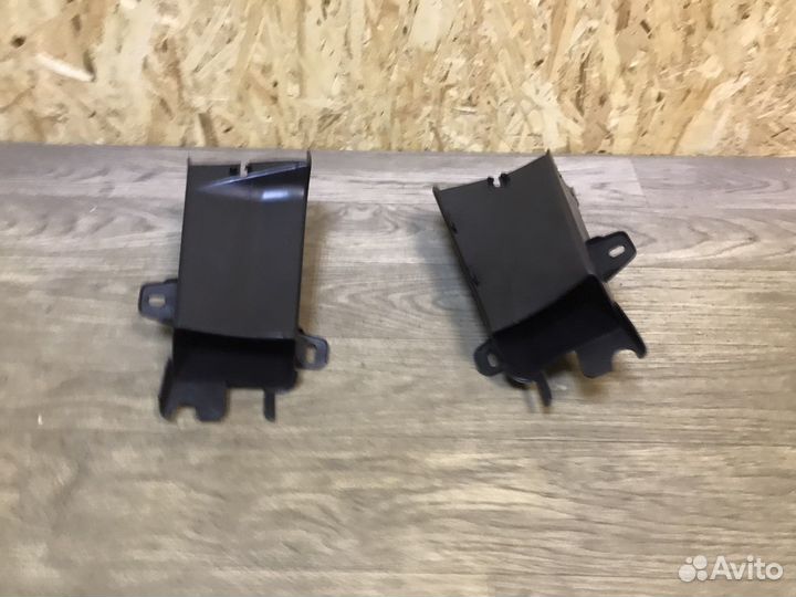 Воздуховод тормозов L/R 1 шт. BMW F10 F11