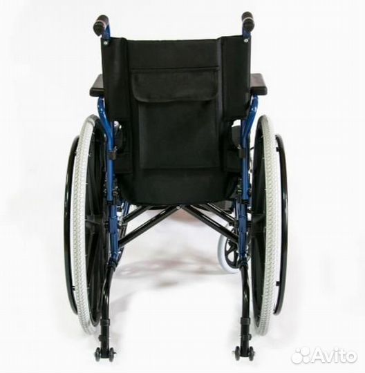 Кресло коляска со съемными колесами FS909B