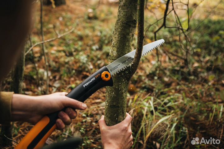 Пила садовая большая Fiskars Xtract SW75 1000614