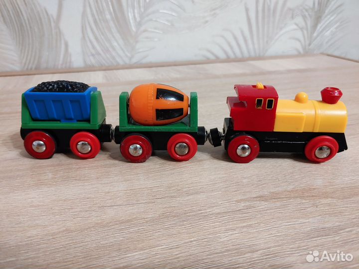 Грузовые поезда Brio