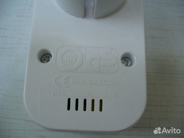 Переходник 2-местный с USB-портами