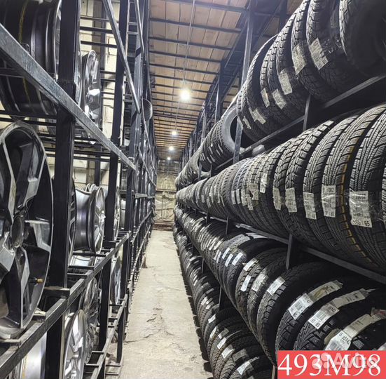 Bridgestone Duravis M700 215/65 R16C 106M