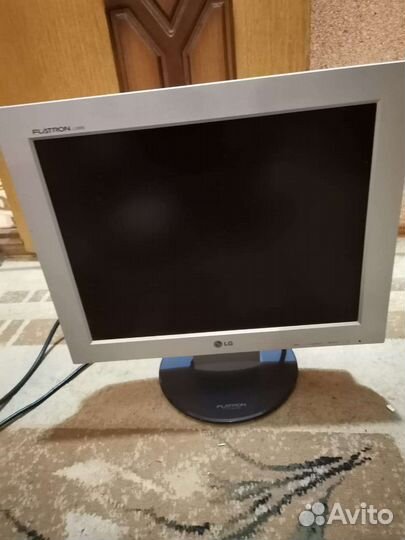 Монитор LG flatronL1530S