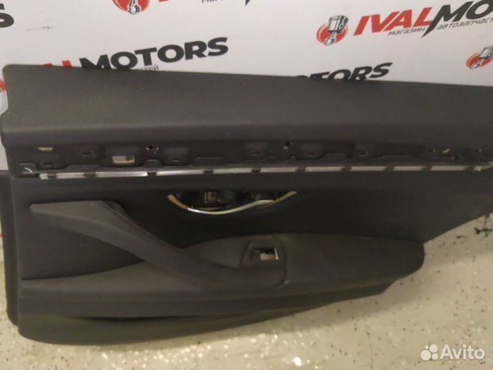 Обшивка двери задняя правая Bmw 5 F10 N52B30 2010