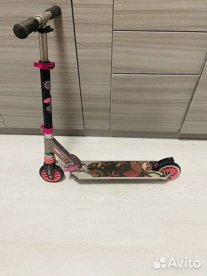 Самокат детский для девочки складной