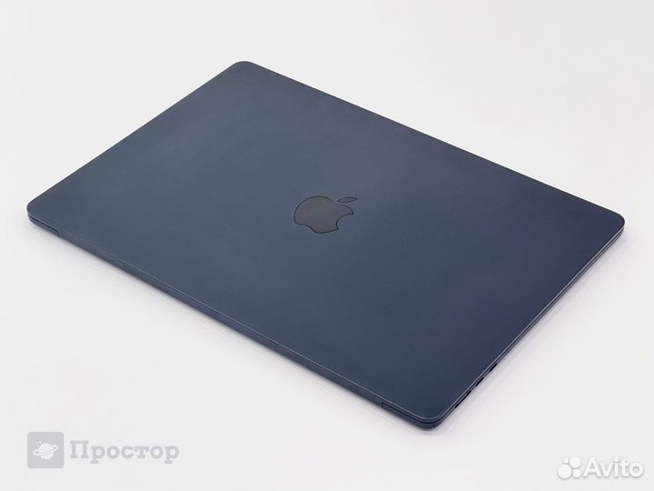 Apple MacBook Air 15 (2023, M2) 16 / 512 / Midnigh