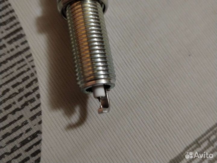 Свечи зажигания nissan 4шт