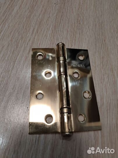 Петли для дверей