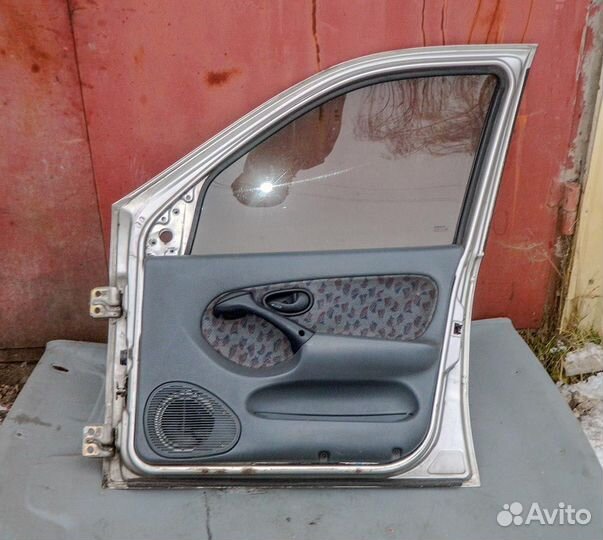 Дверь передняя правая Fiat Palio Weekend