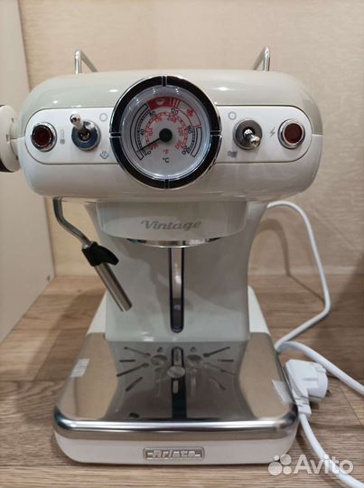 Кофеварка рожковая Ariete 1389