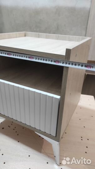 Тумба прикроватная