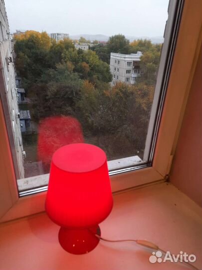 Лампа настольная