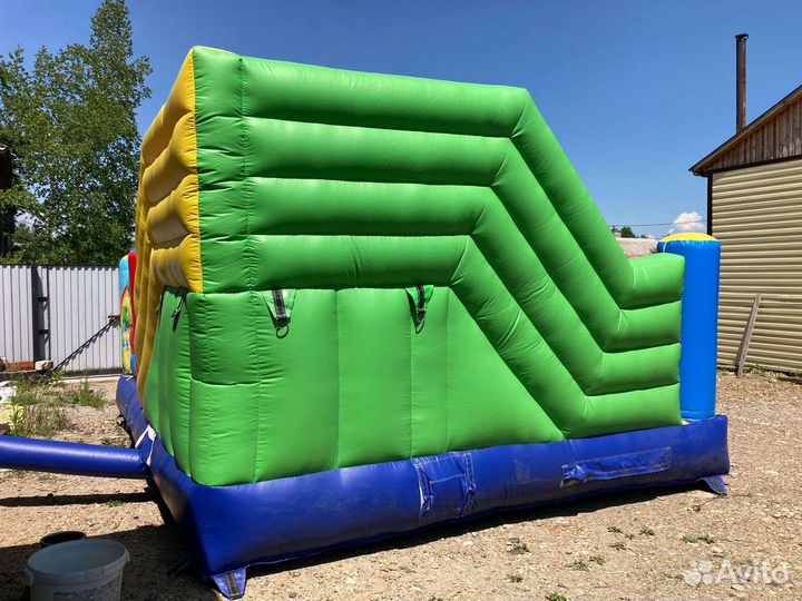Детский надувной батут с горкой