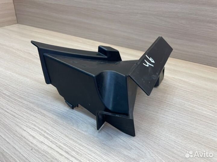 Дефлектор радиатора левый LADA X-Ray