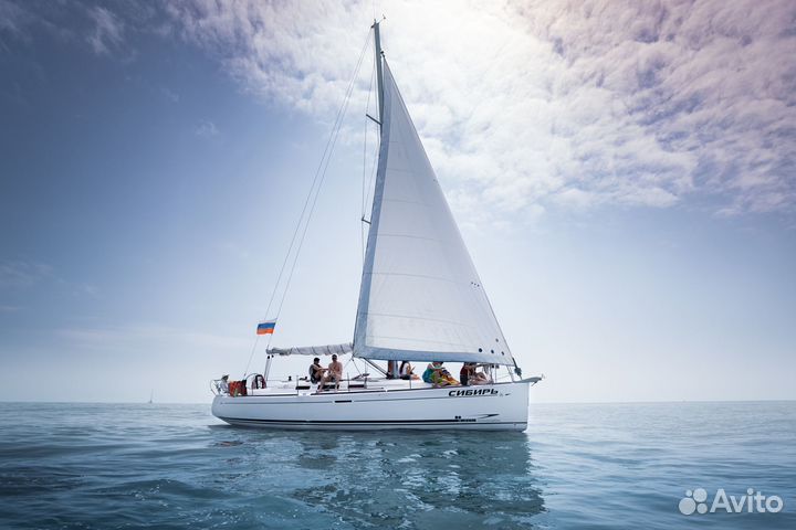 Аренда яхты, морская прогулка