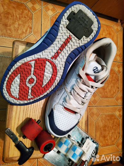 Кроссовки на роликах Heelys, мужские бу