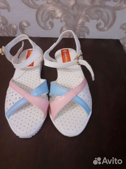 Босоножки для девочки. Винтаж.ссср