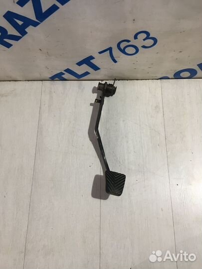 Педаль сцепления KIA cerato 2 1.6 мт седан