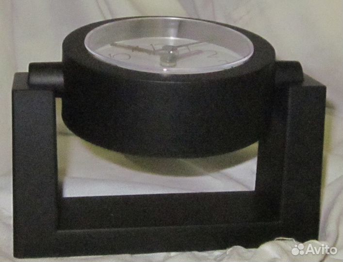 Новые настольные часы будильник P