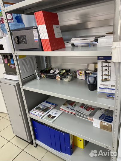 Напольный металлический стеллаж