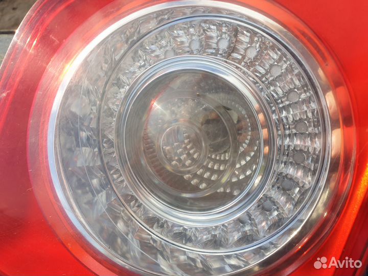 Фонарь задний правый внутренний VW Jetta 5 Джетта