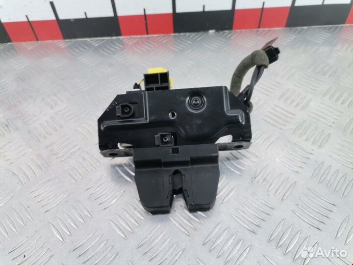 Замок крышки багажника для Opel Vectra C 24436252