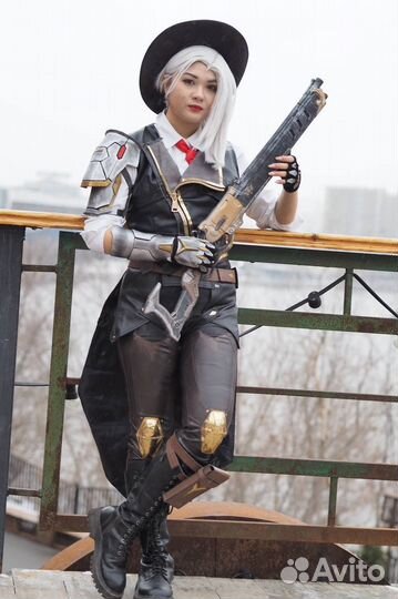 Косплей на Эш из Overwatch