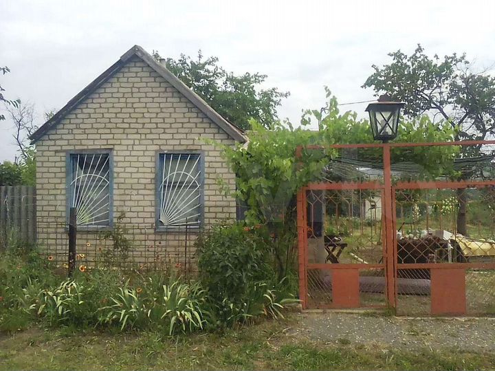 Дом 30 м² на участке 9,5 сот.