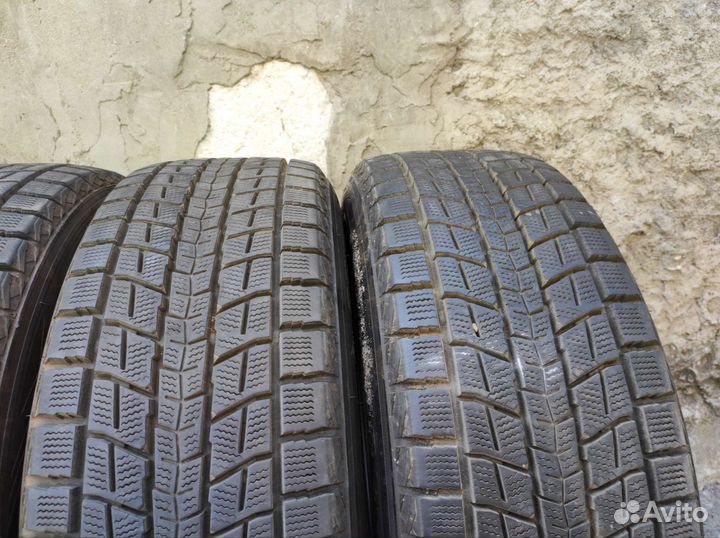 Dunlop Winter Maxx SJ8 225/55 R19