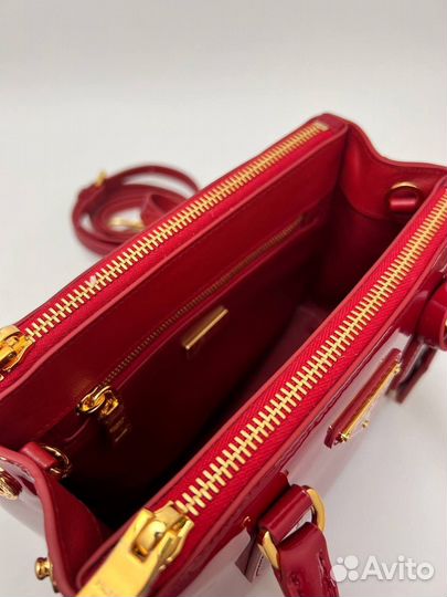 Сумка Prada Galleria